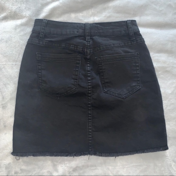 🌹HammerJeans black denim skirt embroidered roses - Picture 6 of 7